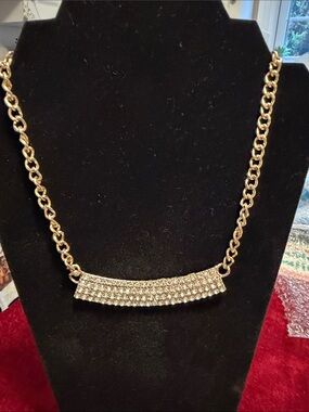 Like new Vintage Gold Chain Necklace with Crystal Bar Pendant - Women Jewelry